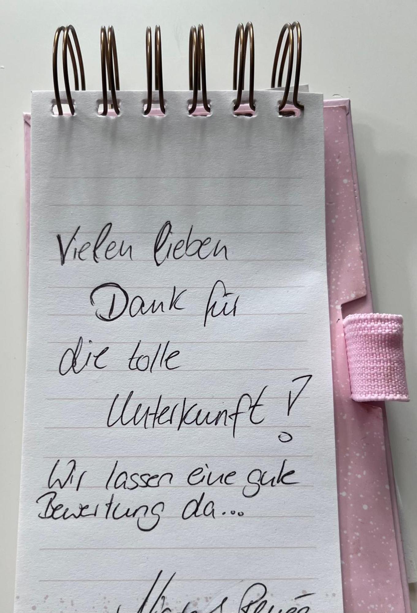 Fewo "Rabennest " Gemuetliche Wohnung Nahe Rabensteinklinikum - Kein Separates Schlafzimmer, Studiowohnung Chemnitz Bagian luar foto